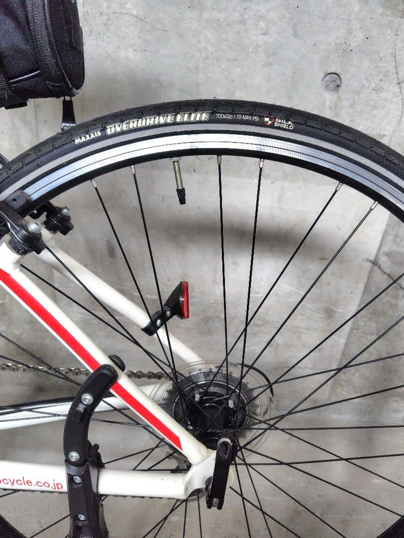 【美品】EAFEELS クロスバイク SHIMANOコンポーネント 2015年製