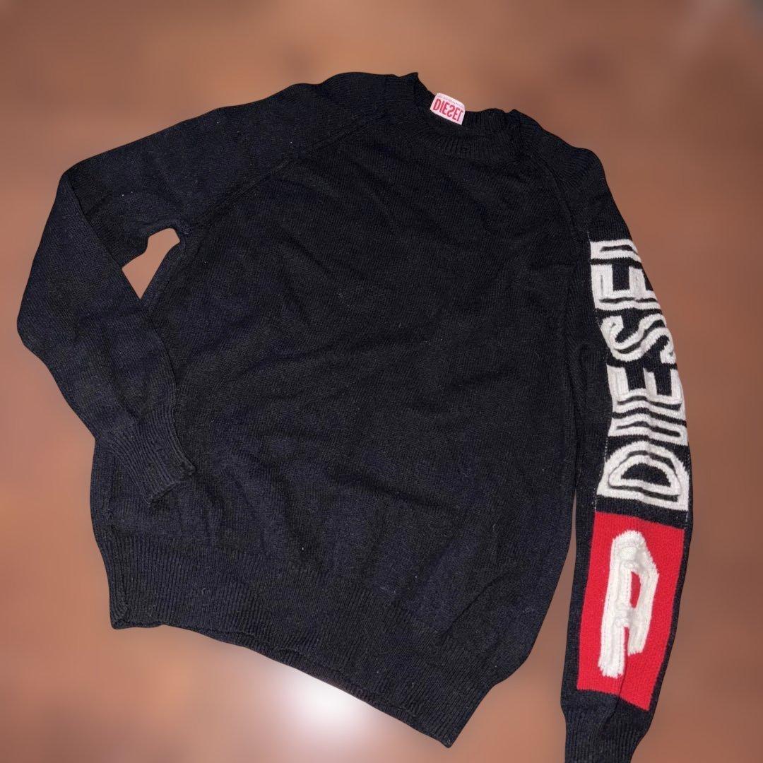 Diesel ディーゼル　袖　ルーズフィット　セーター　ロゴ刺繍　セーター　黒