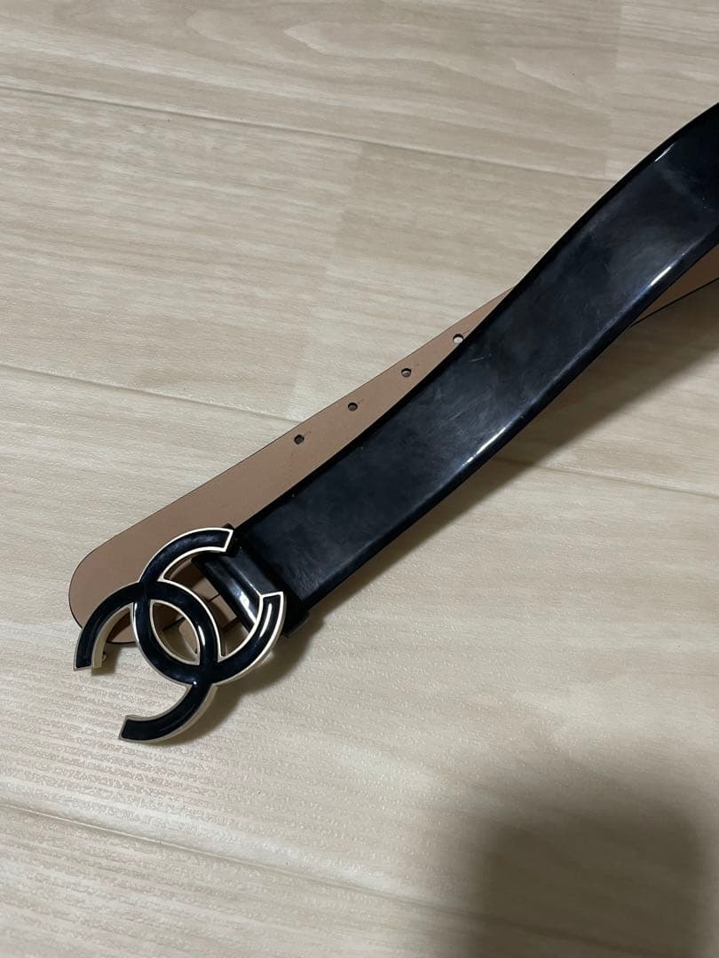 CHANEL 黒 ベルト　ロゴバックル
