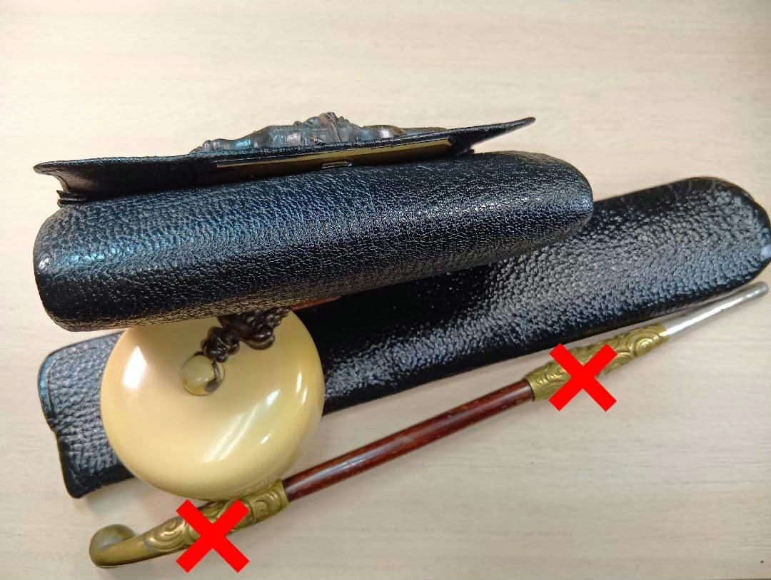 龍前金具／煙草入れ／極上美品饅頭根付／在銘菊川