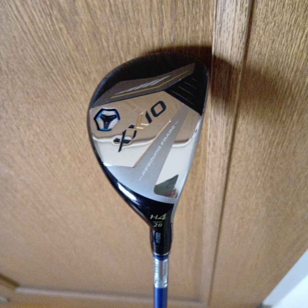 値下げしました。 XXIO 13.SR、H４新品同様ですハイブリッドUの4番