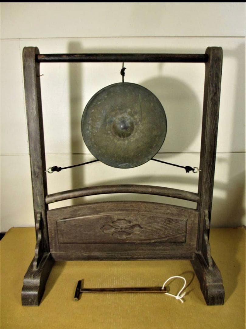 銅鑼、木製スタンド付き(古民具)