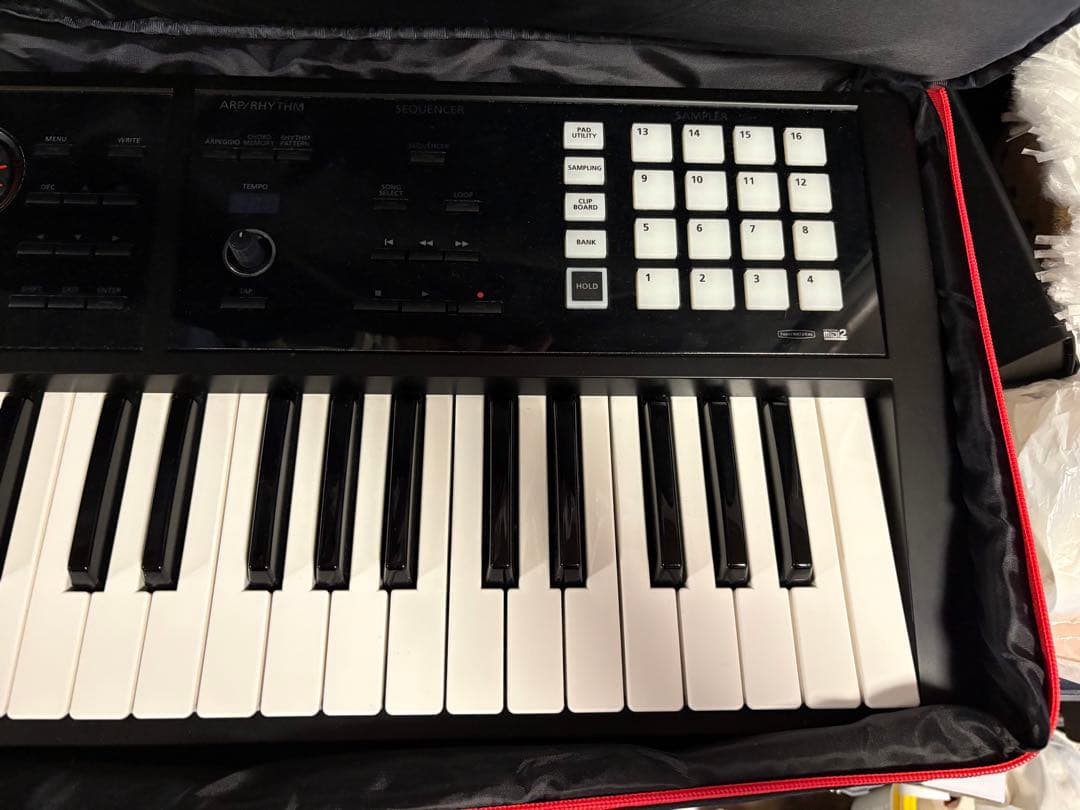 Roland FA-06 シンセサイザー ケースとおまけ付き 送料込