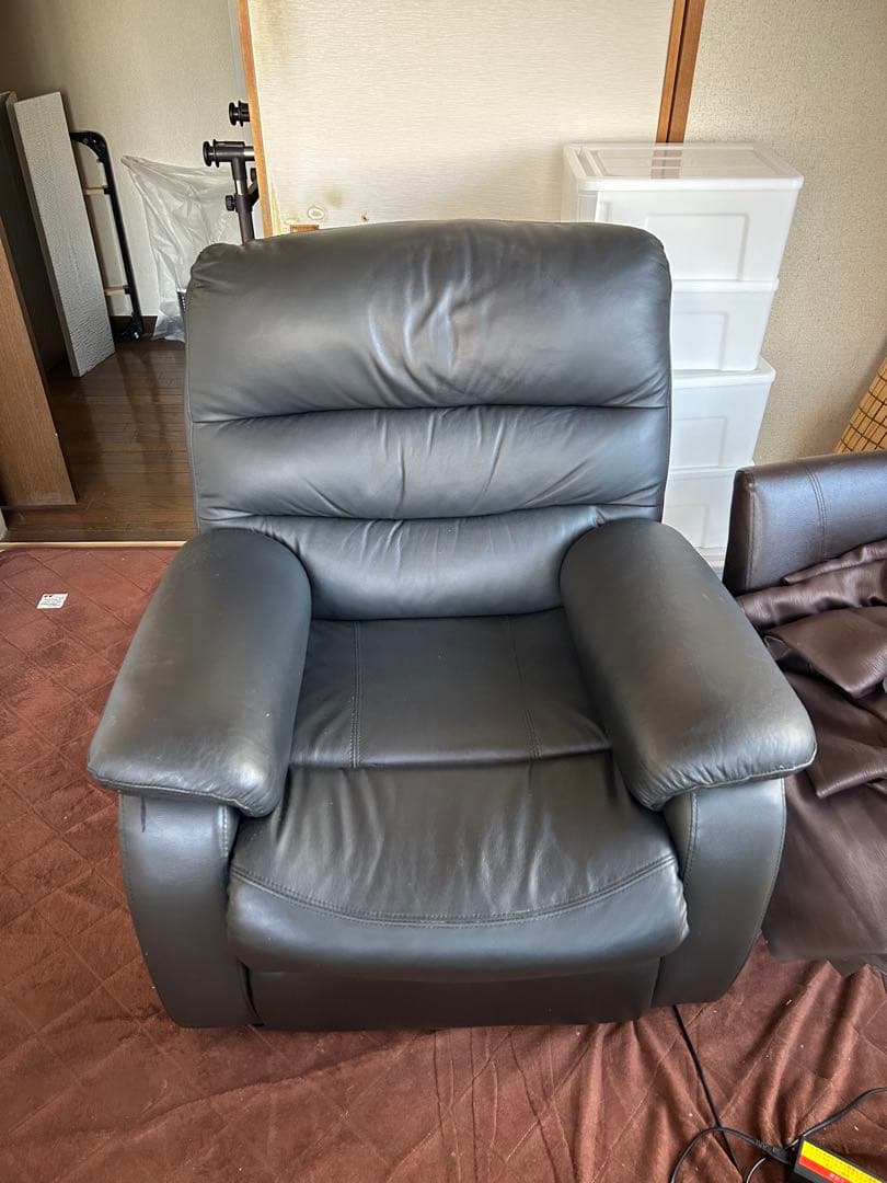 11月末まで値下げ）ニトリ 電動リクライニングソファ