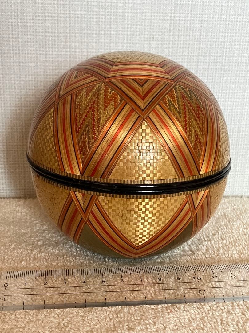 麦わら細工　球型ボンボン入れ　漆器　工芸品　伝統工芸　むぎわら細工　アンティーク