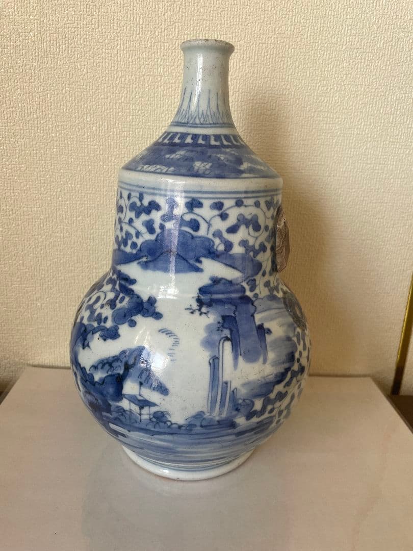 青白磁の装飾花瓶古美術骨董