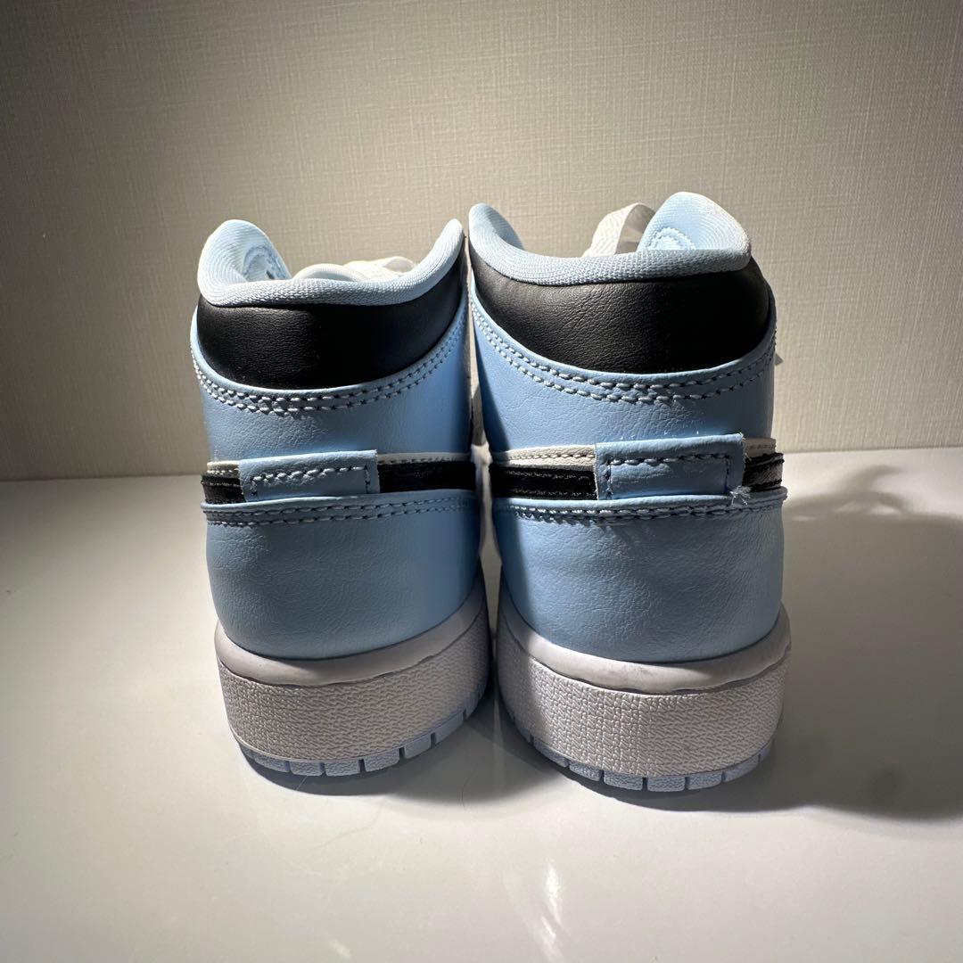 海外発売　AIR JORDAN 1 ミドル　23.0cm 未使用品