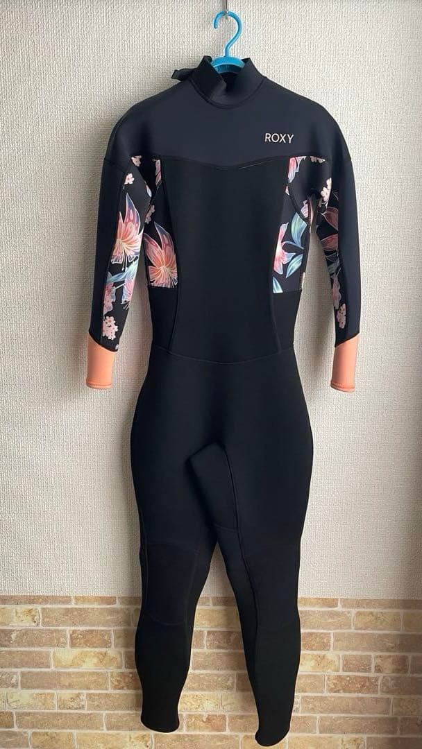 ROXY フルスーツ Mサイズ 花柄 2mm
