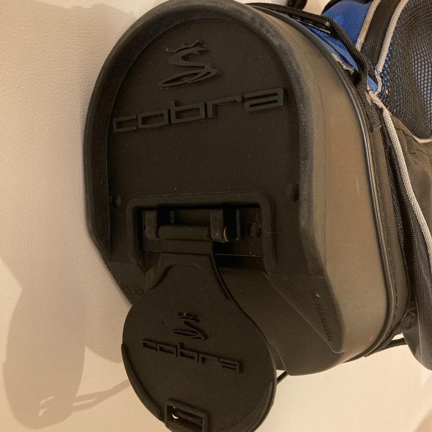 【ゆなパパ】COBRA　スタンドキャディバッグ ゴルフ 自立可 メンズ
