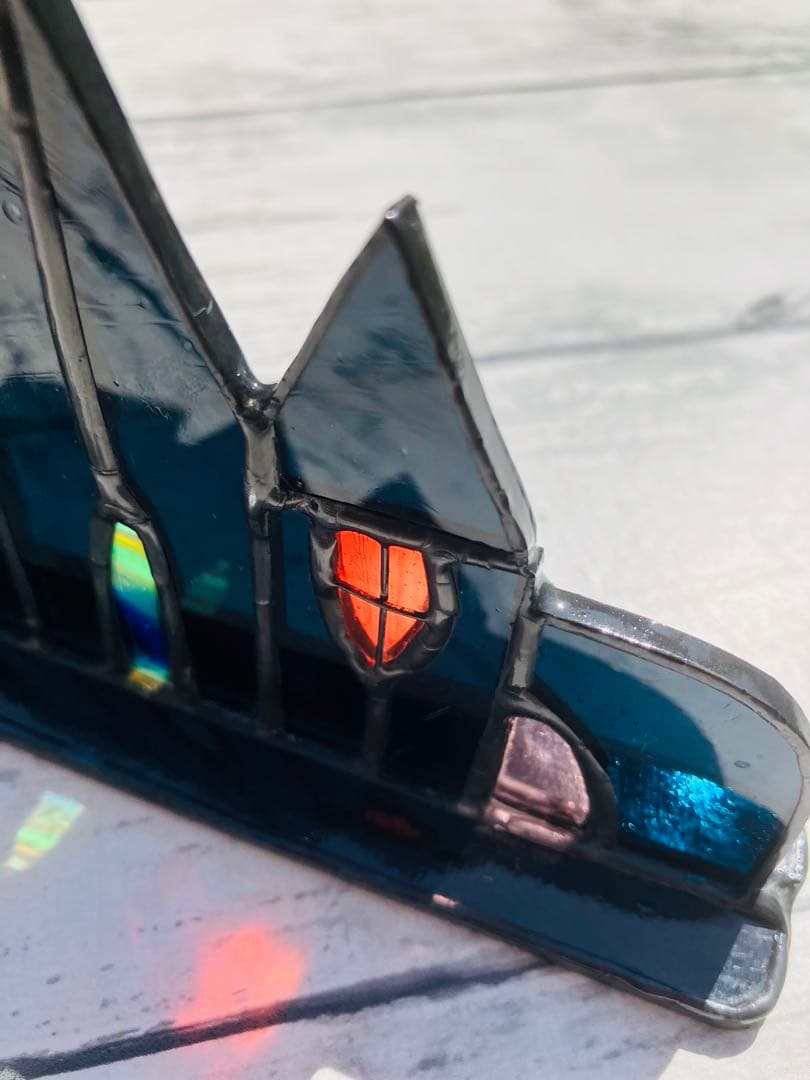 ステンドグラス　夜の街並みとサンタのおっとと…。