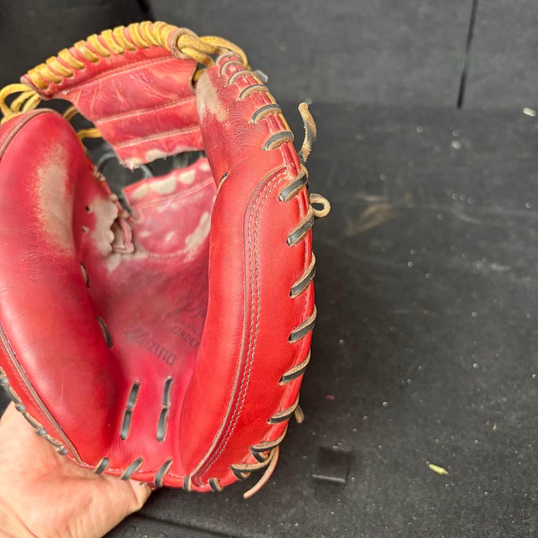 【送料無料】硬式グローブ　ミズノ　キャッチャーミット　レッド　軟式グローブ　赤