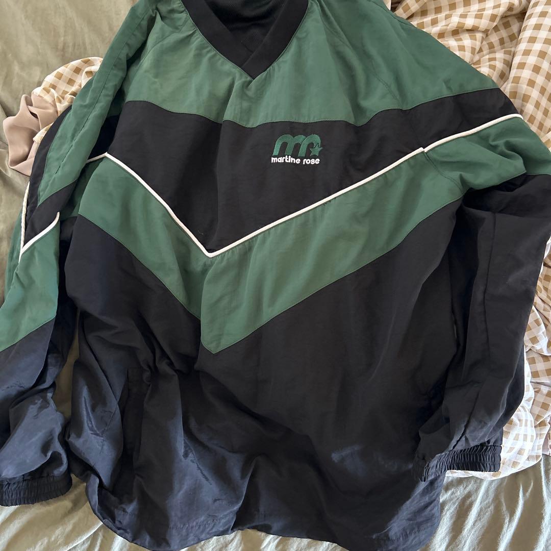 mr Vネック長袖ウェア 黒緑