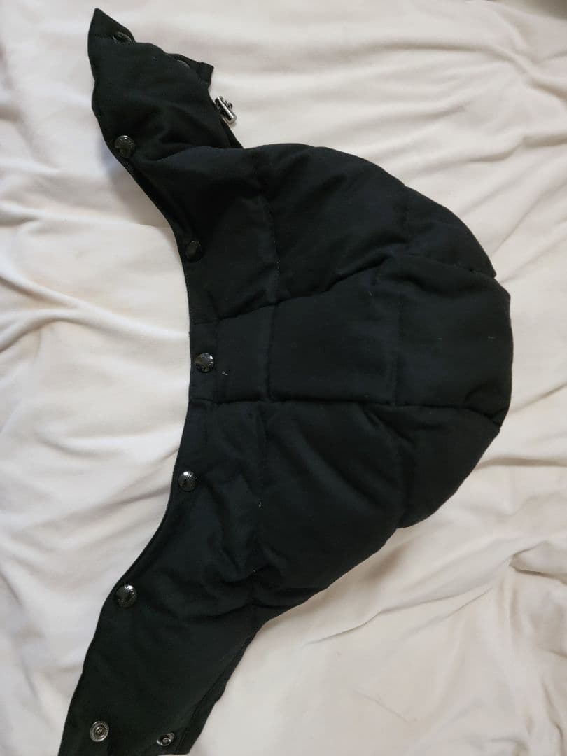 T様　フードのみMONCLER　ダウンジャケット　モンジュネーブル