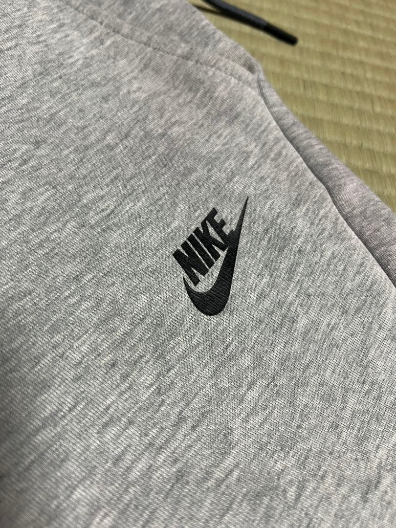 大人気モデル Nike テック　パーカー　パンツ　セット　L