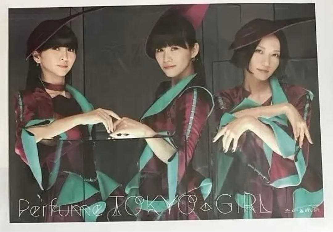 Perfumeポスター13点セット＆ポスターサイズバインダー黒