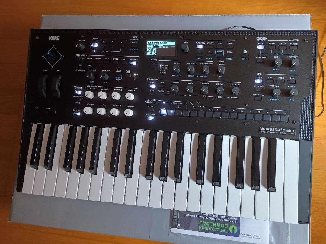 KORG wavestate mkII 37鍵シンセサイザー