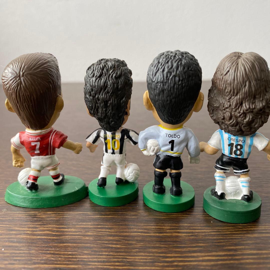 コリシアンサッカーフィギア２６体　中田英寿　中村俊輔　デルピエロ　カカ　ベッカム