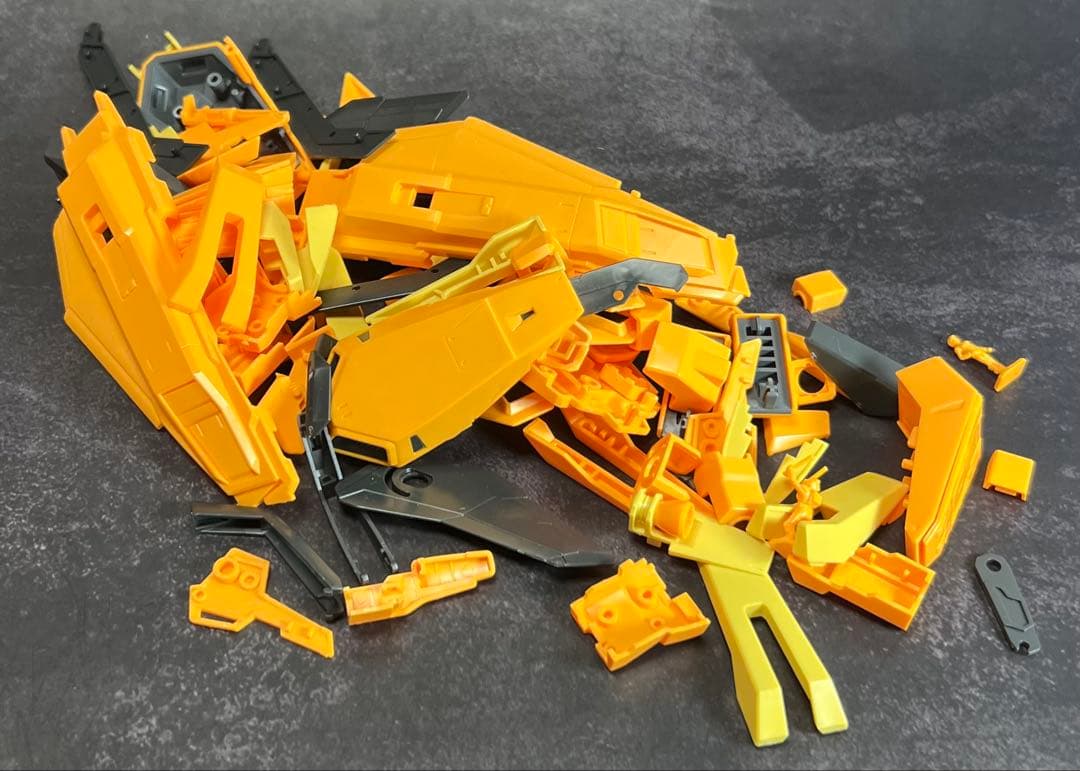 MGZガンダム3号機B型グレイ・ゼータ組み立て品