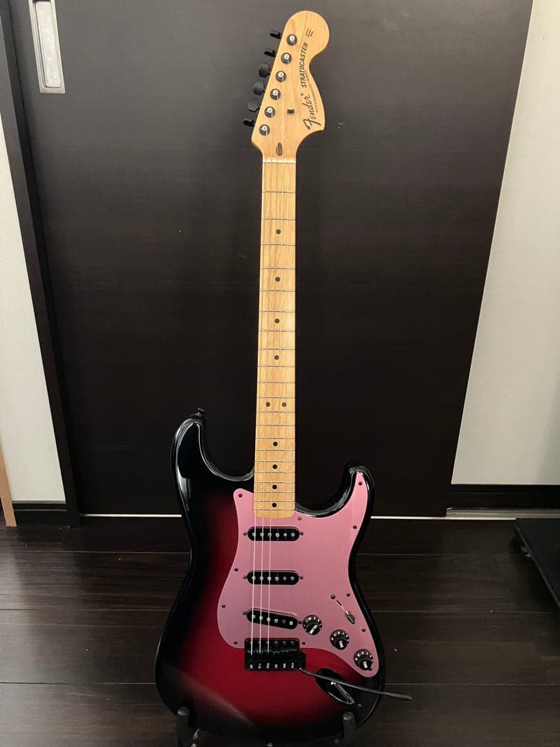 ギター Fender Ken Stratocaster Galaxy Red