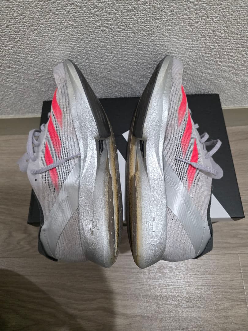 アディゼロ タクミセン10 27cm