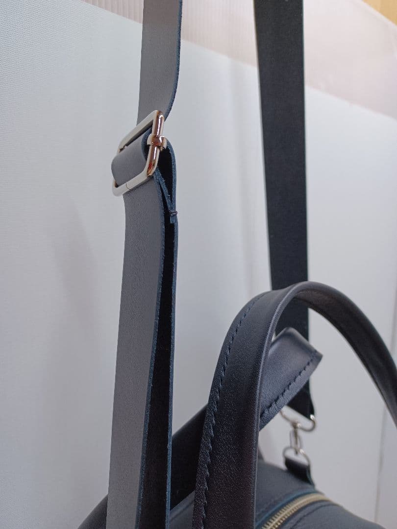 きょうMAMA　黒くて四角い目玉ハンドバッグ