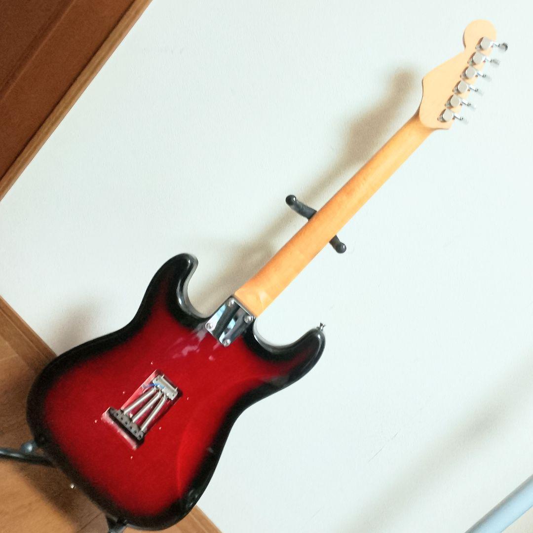 PhotoGenic　ストラトキャスタータイプ　エレキギター　弦は新品に交換済み