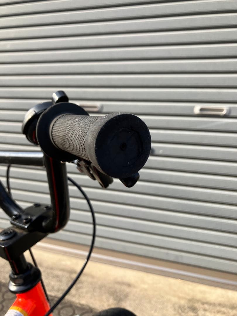 Badass company 　CRANKER 幼児用自転車 赤14インチ