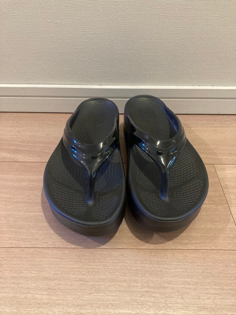 OOFOS/ウーフォス Oomega/ウーメガ