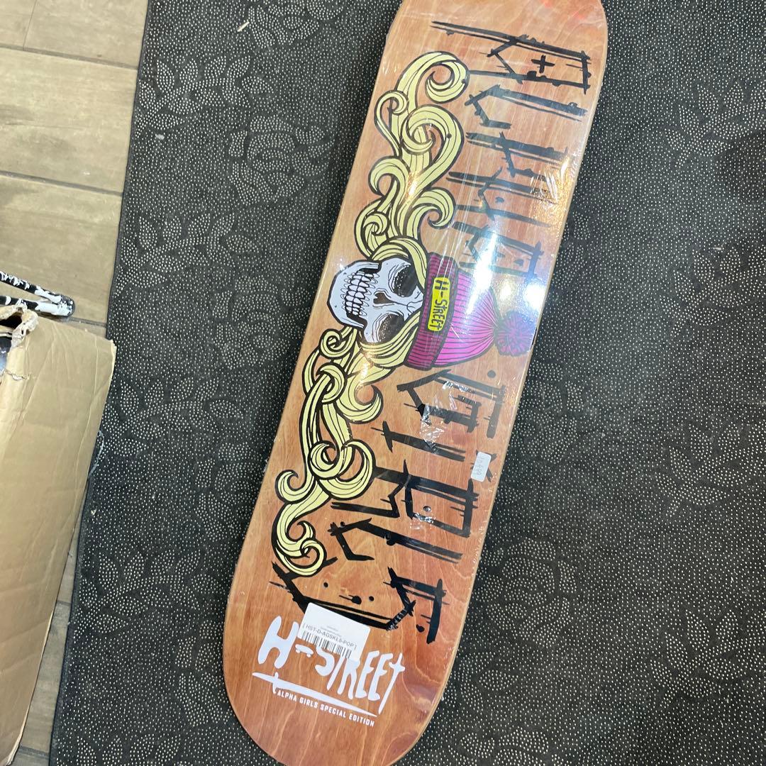 H-STREET ALPHA GIRLS SPECIAL EDITION8インチ