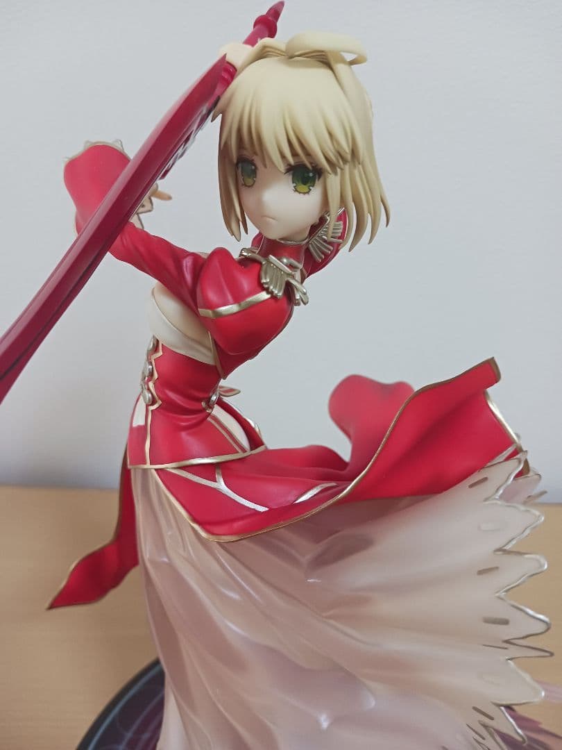 Fate/EXTRA セイバーエクストラ 1/7スケール 完成品フィギュア