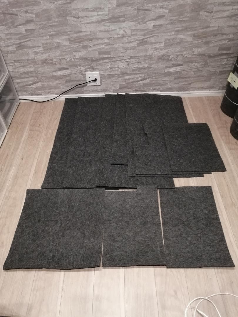 ピアリビング 足音マット 【不整形20枚】　防音マット