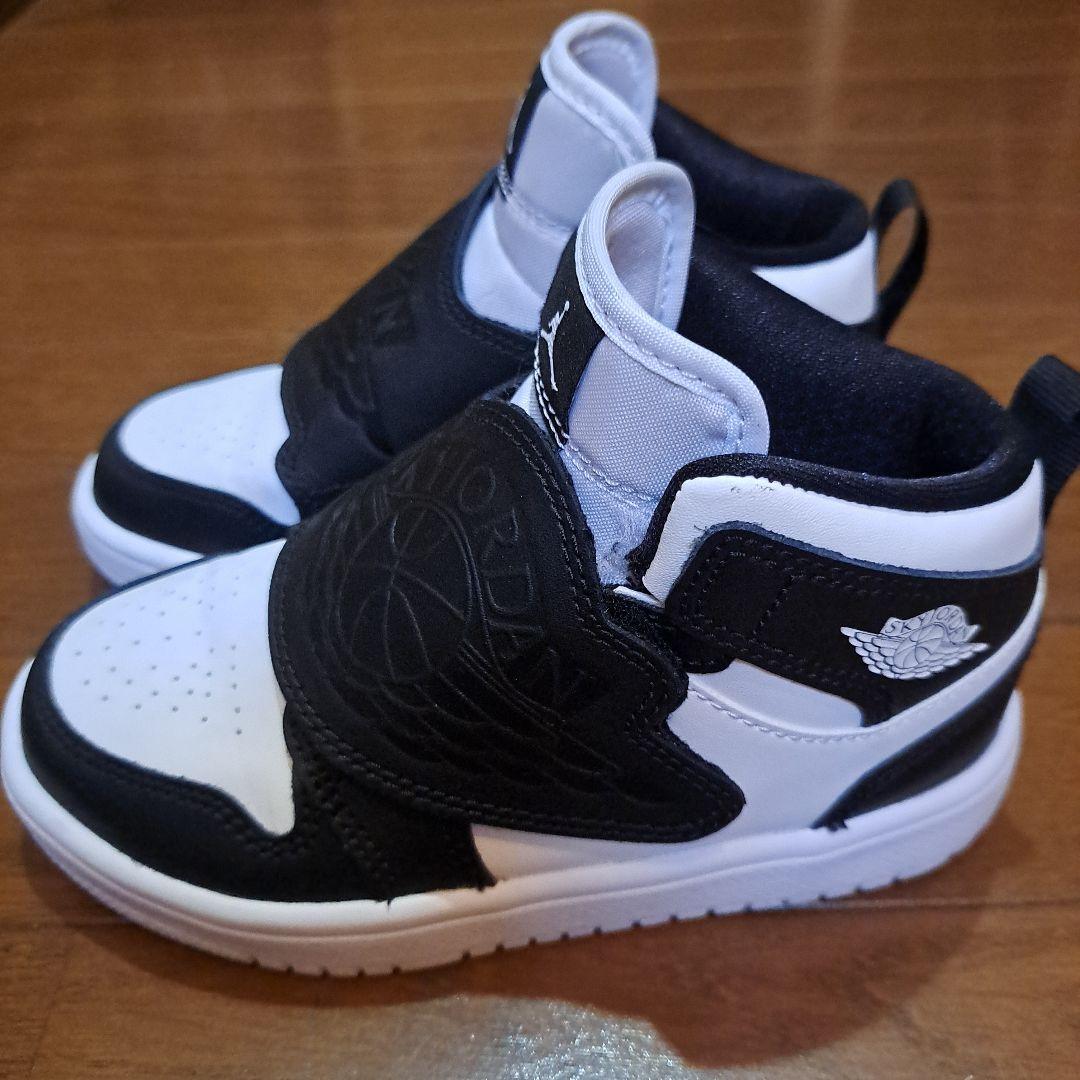 Sky Jordan 1 (PS) ブラック/ホワイト12C/ １８cm
