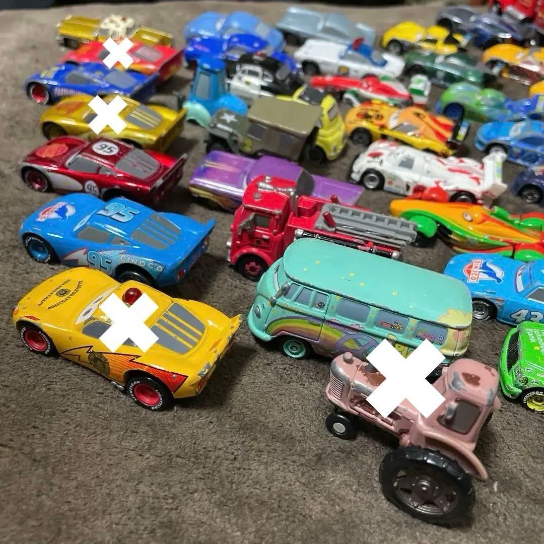 カーズ　トミカ　トレーラー2台含む36台