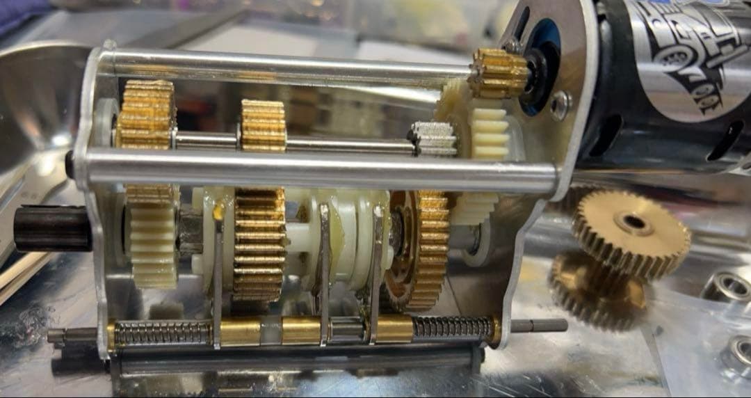 参考出品 グローブライナー 制作例