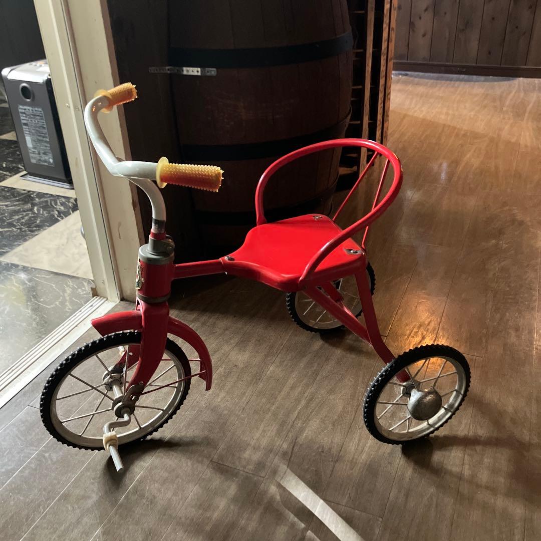 赤い三輪車 グリップ付きハンドル　アンティーク、オールドスタイル　中古品