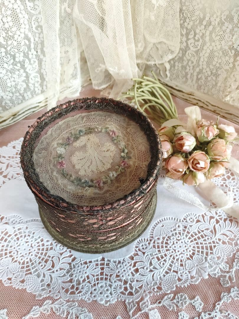 ♡美しいロココリボン装飾ボックス&布花ブーケ・フランスアンティーク♡