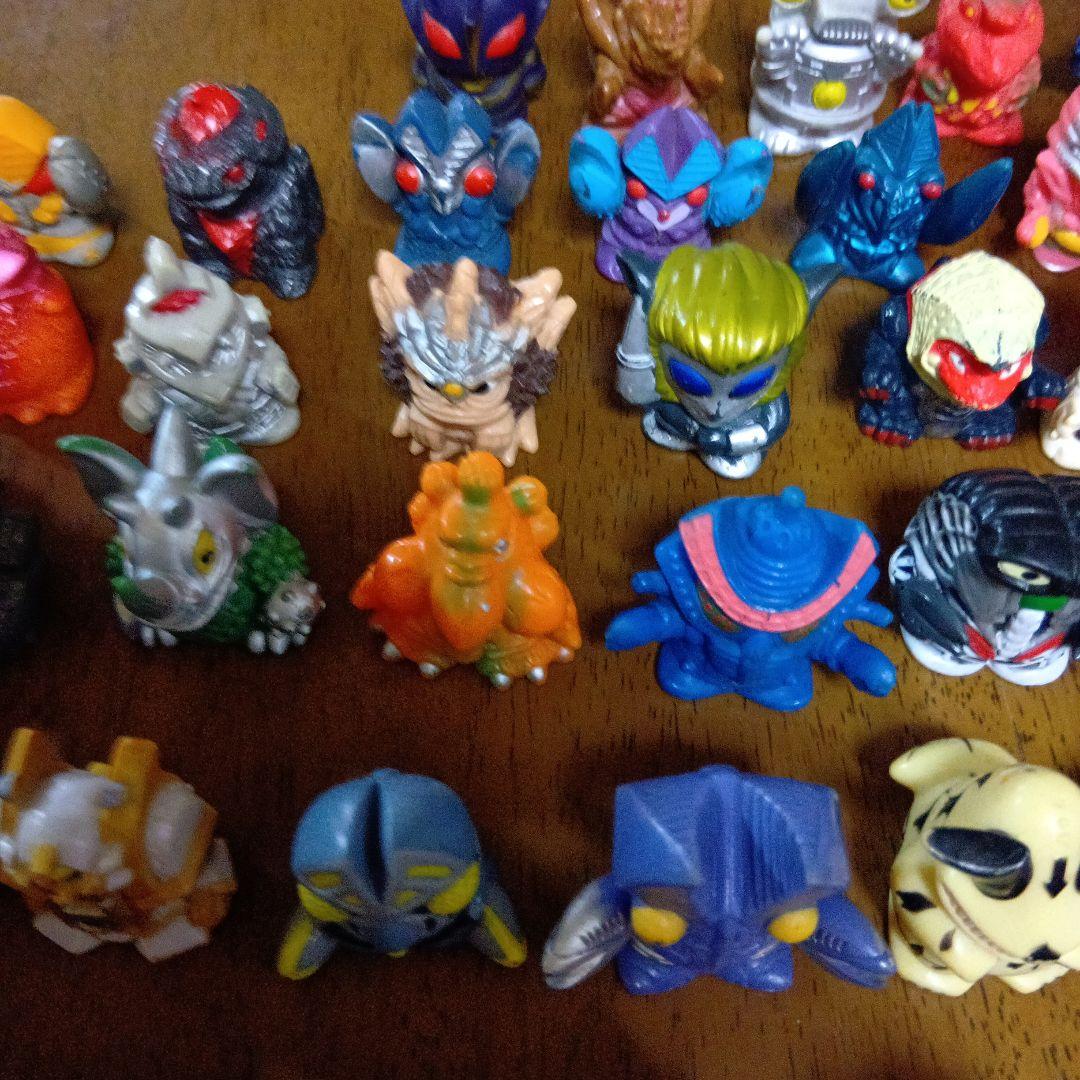 ウルトラマン指人形　怪獣　82体セット