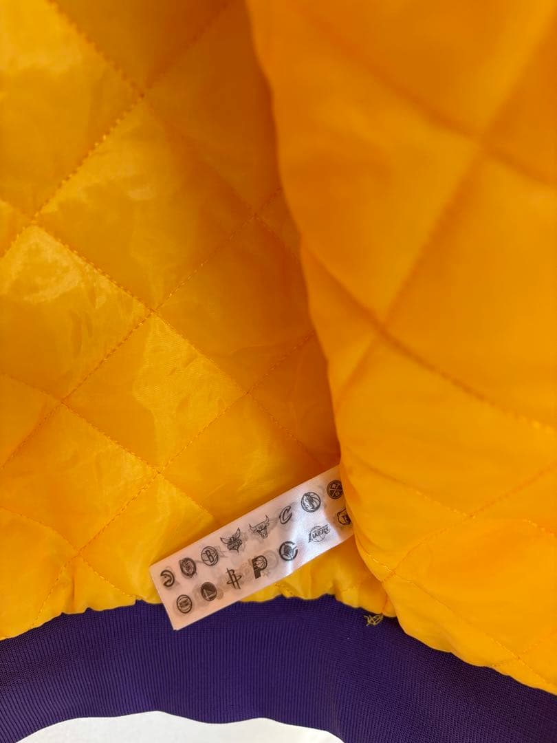 LAKERS イエロージャケット