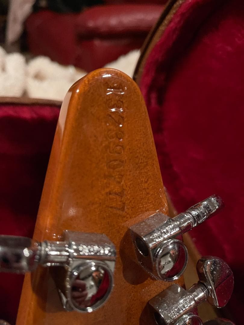 ギター Gibson Flying V Antique Natural