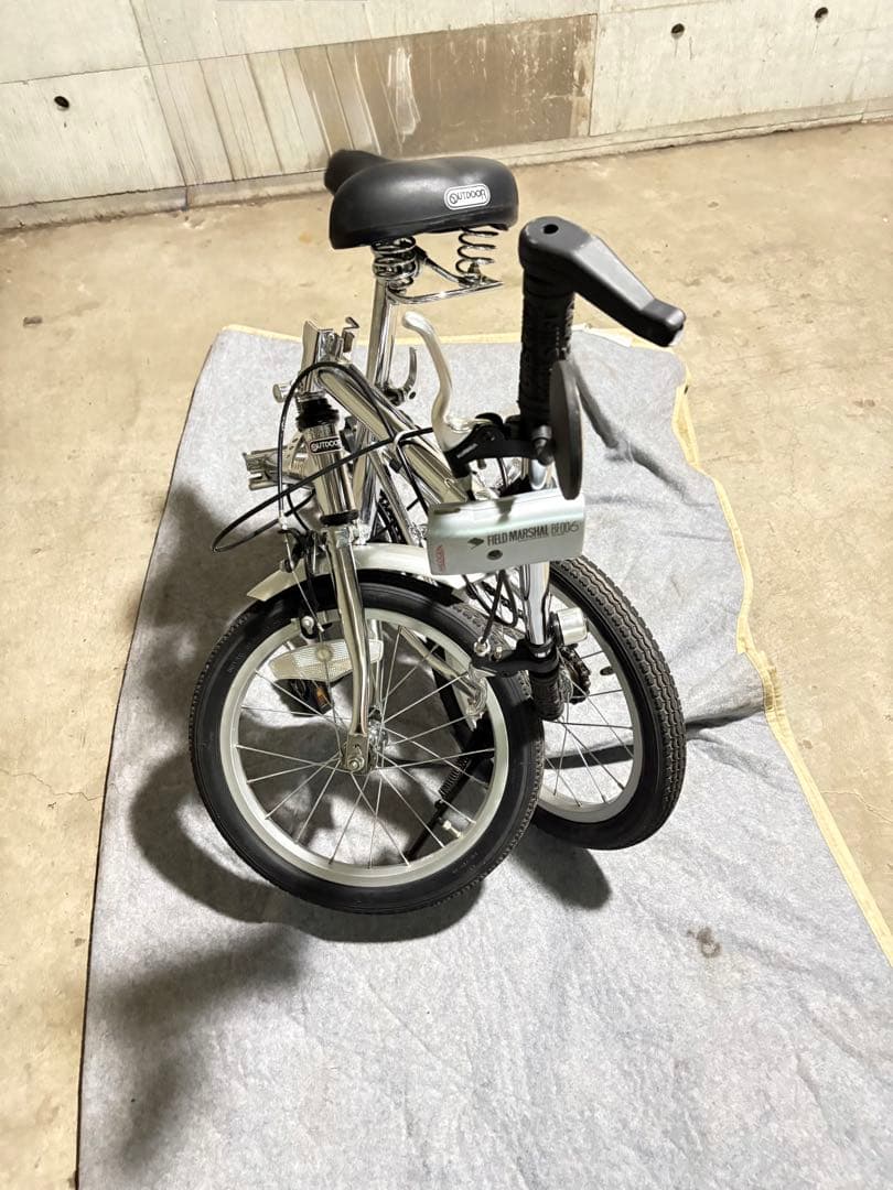 アウトドア 折りたたみ自転車 シルバー