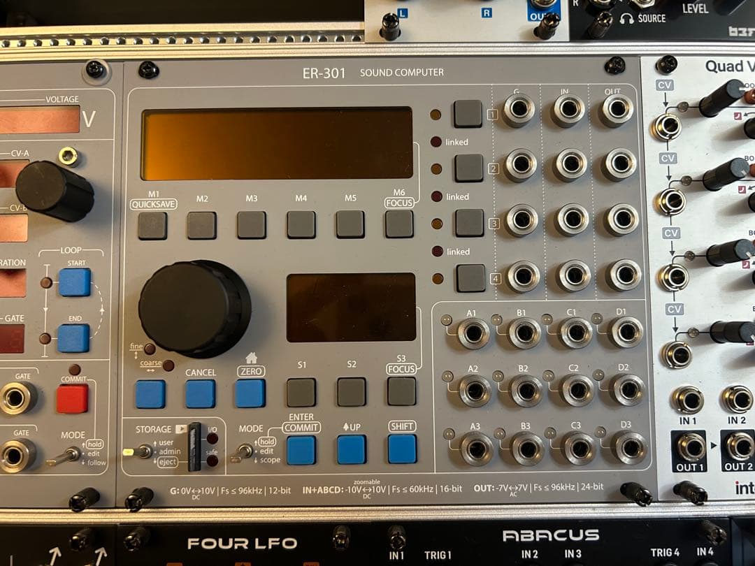 鍵盤楽器 er-301 / orthogonal devices