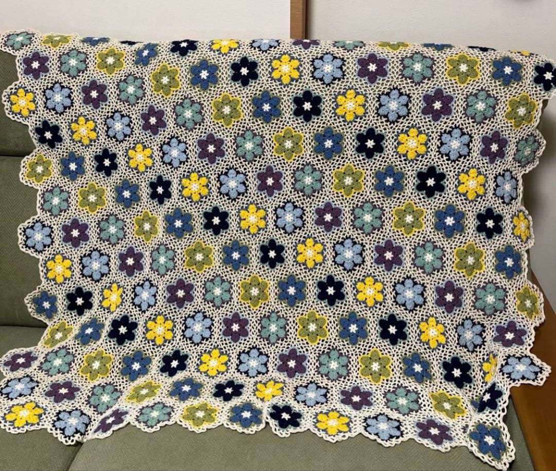 【モーリー】20.モチーフ編み　マルチカバー