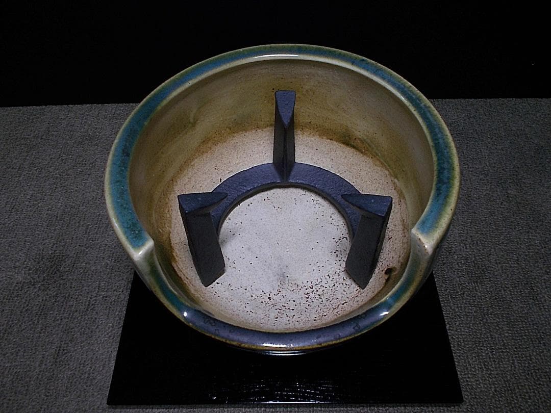 茶道具 風炉釜セット 霰茶釜 釜環 未使用五徳 織部風炉 敷板 前瓦 送料込み