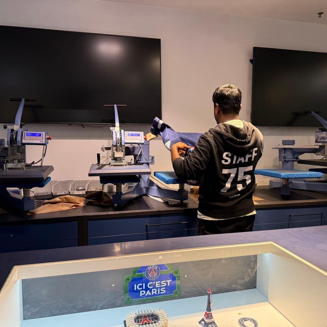 日本未対応 パリ公式2店舗限定BEYOND入りデンベレ CL仕様フルマーク