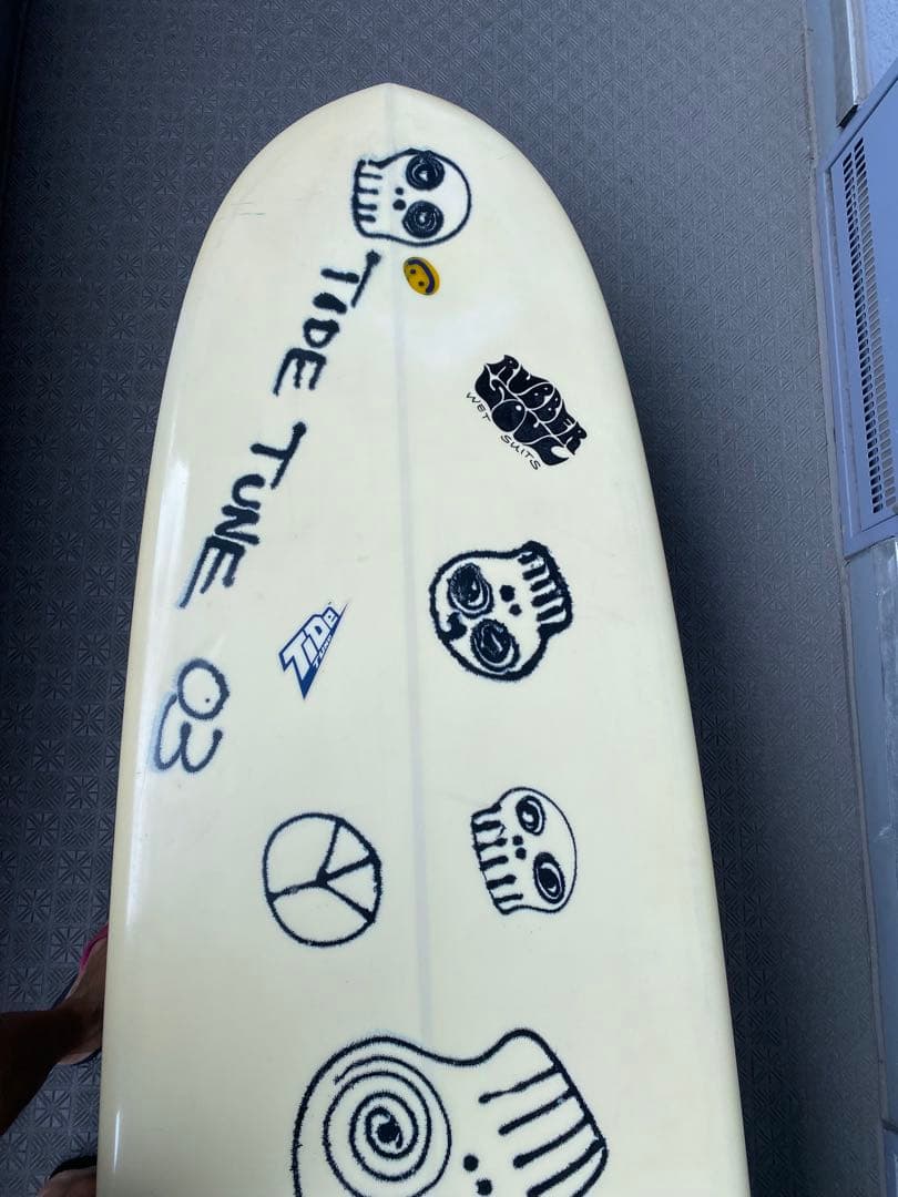 ★送料込　サーフボード　ロングボード9f ハードケース付