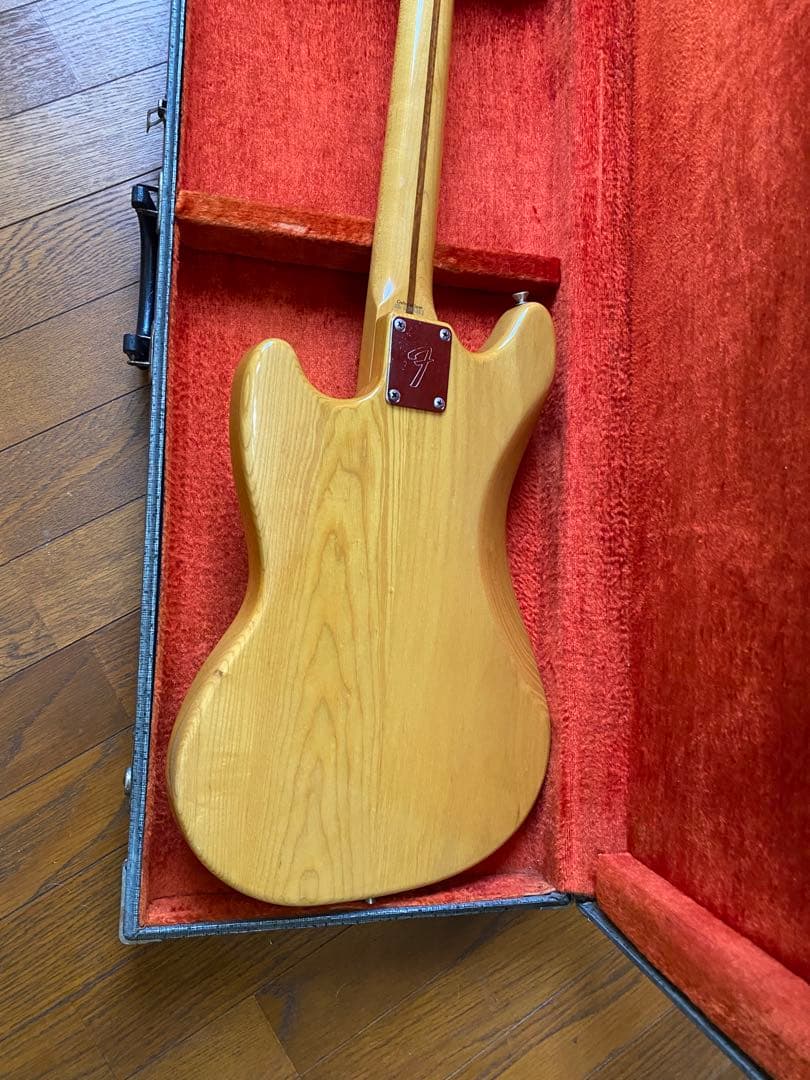fender japan mustang MG77 改　ビンテージハードケース付
