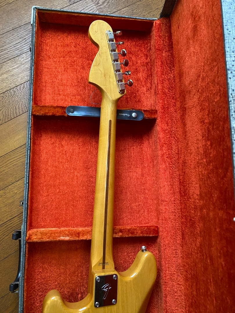 fender japan mustang MG77 改　ビンテージハードケース付