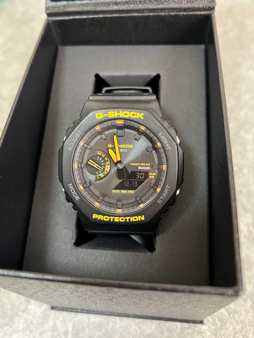 G-SHOCK デジタル腕時計 5689 ブラック/イエロー