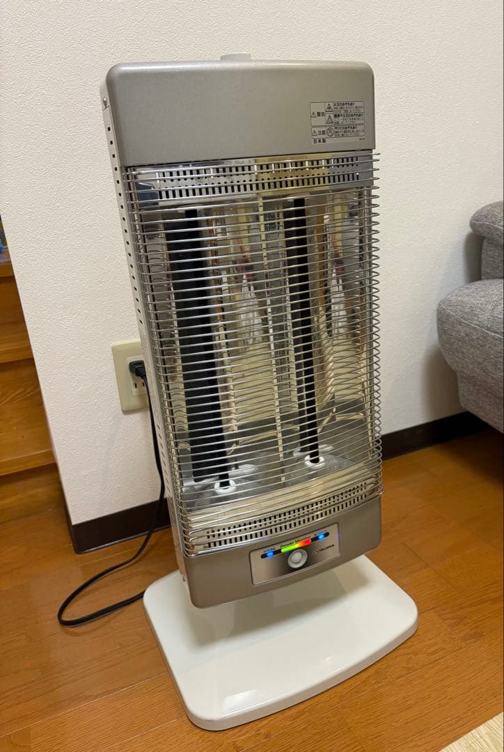 コロナ　遠赤外線電気ストーブ　コアヒート　AH-128R　2018年製