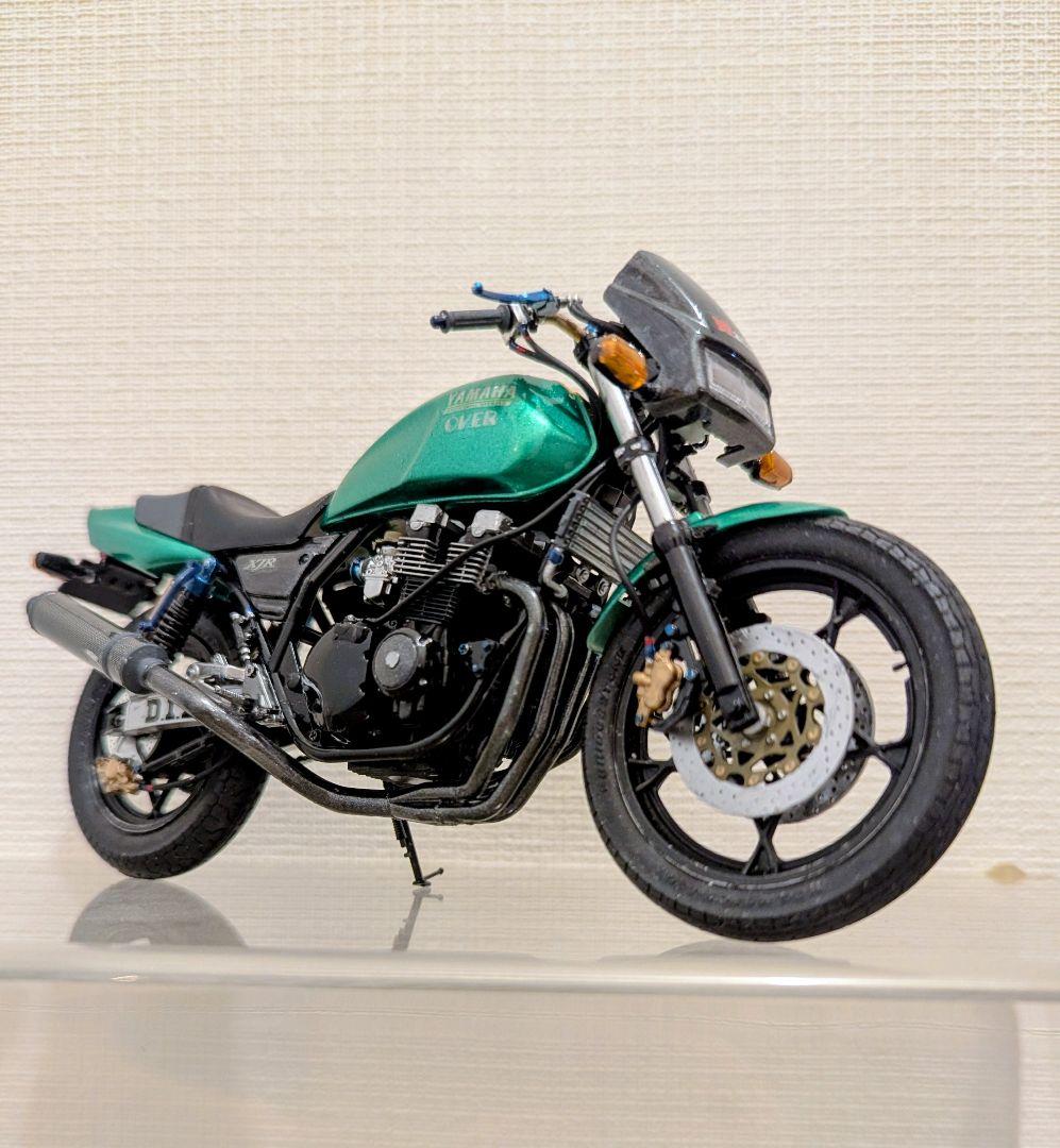 アオシマ1/12ヤマハXJR400RⅡ改バイクプラモデル